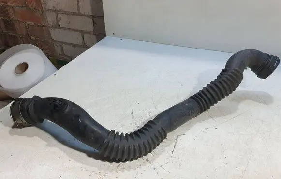 BMW 5 E60 E61 Intercooler hose/pipe 7803748 58300015