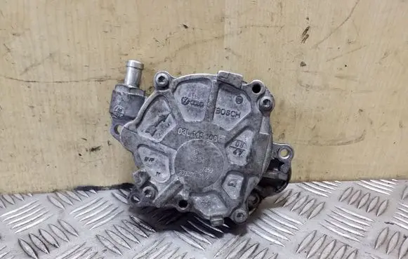 Audi Q5 SQ5 Vacuum pump 03L145100F