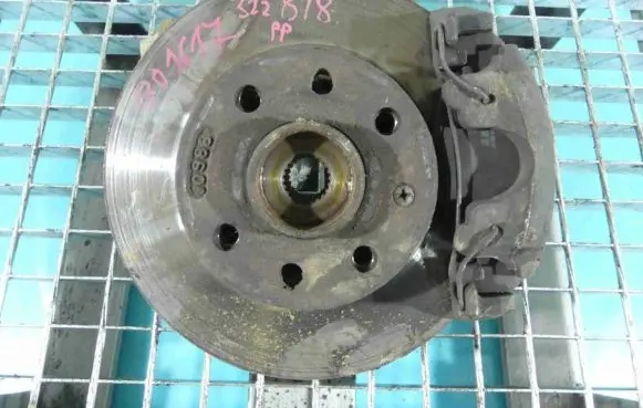 Opel Corsa B Front wheel hub spindle knuckle IMPRK1301617