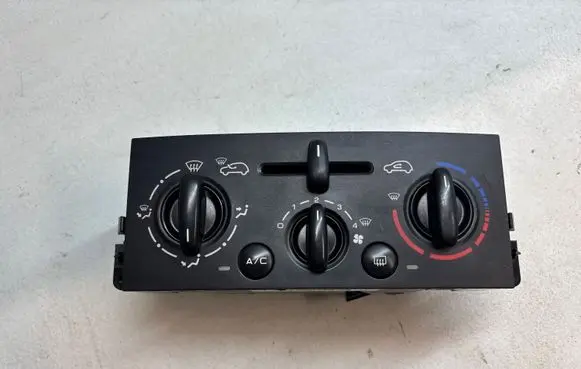 Peugeot 207 Climate control unit 69917001