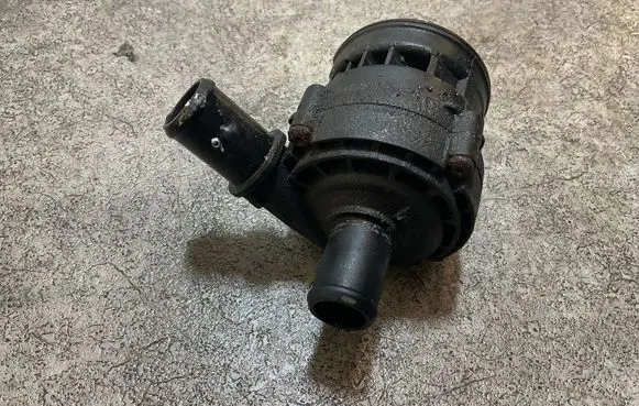 Opel Movano B Electric auxiliary coolant/water pump