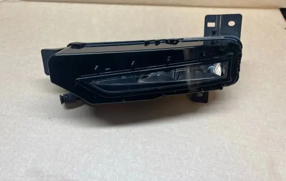 BMW 4 G22 G23 G24 G26 Front fog light 7495865 63177495865