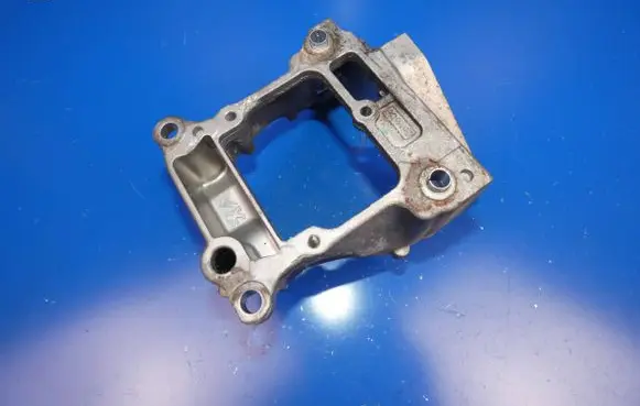 Jaguar XJ X351 Fuel pump bracket 9X2Q9A361CA