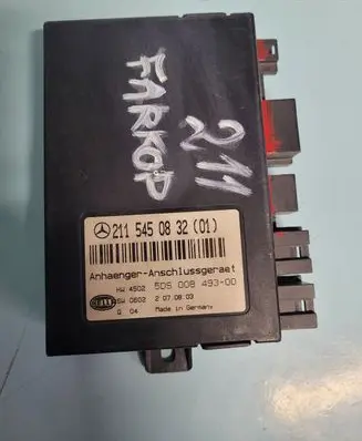Mercedes-Benz E W211 Tow bar trailer control unit/module 2115450832