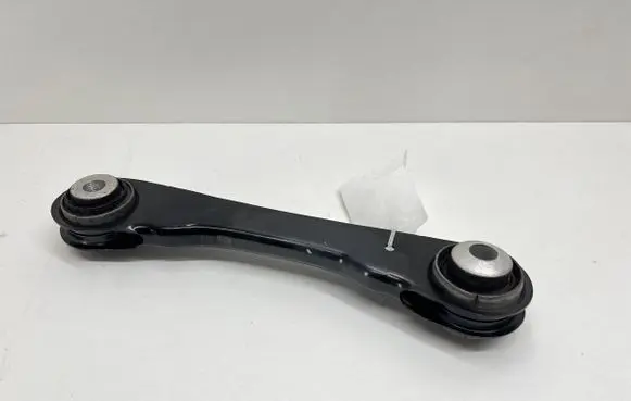 BMW 8 G15 Rear upper control arm/wishbone 6867537