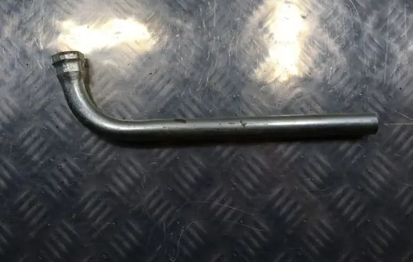 Volkswagen PASSAT B5 Wheel nut wrench 4D0012219A