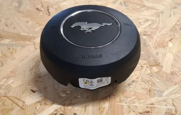 Ford Mustang VI Steering wheel airbag JR33C699D88 JR33C699D88AB3ZHE