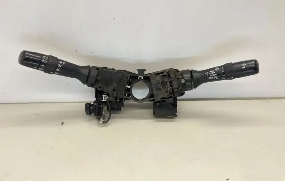 Lexus GS 300 350 430 450H Wiper turn signal indicator stalk/switch 3031017f192 761141