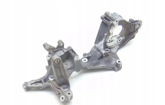 Volkswagen Transporter - Caravelle T6 Engine mounting bracket 03N145167