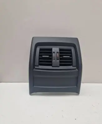 BMW 4 F32 F33 Rear air vent grill 9207330 16828110