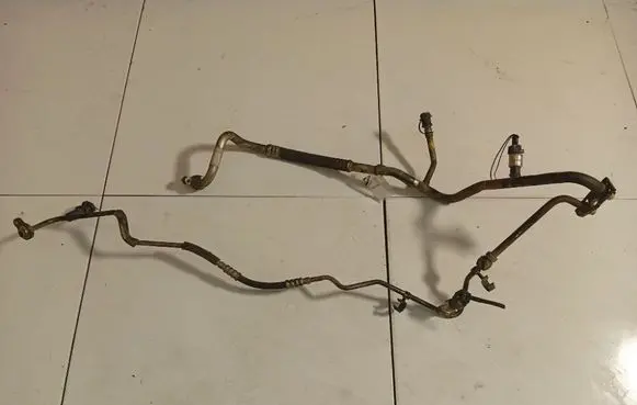 Volvo V50 Air conditioning (A/C) pipe/hose