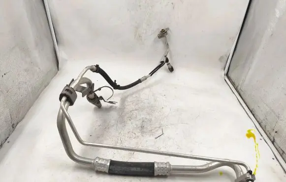 Ford Taurus Air conditioning (A/C) pipe/hose D45319A834 AAB4A7B