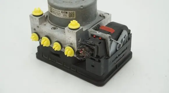 Skoda Octavia Mk4 ABS Pump 5WA614517BL