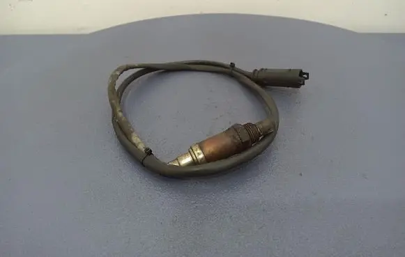 BMW 5 E39 Lambda probe sensor 09330402