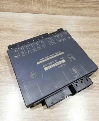 Mercedes-Benz S W220 Seat control module 2208201285 01W33