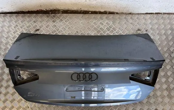 Audi A4 S4 B8 8K Tailgate/trunk/boot lid