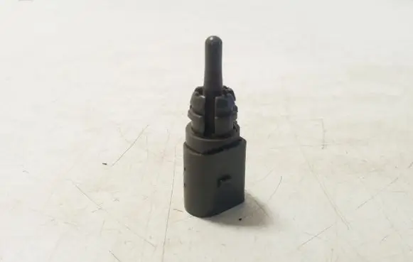Volkswagen Tiguan Outside/exterior temperature sensor 8Z0820535A