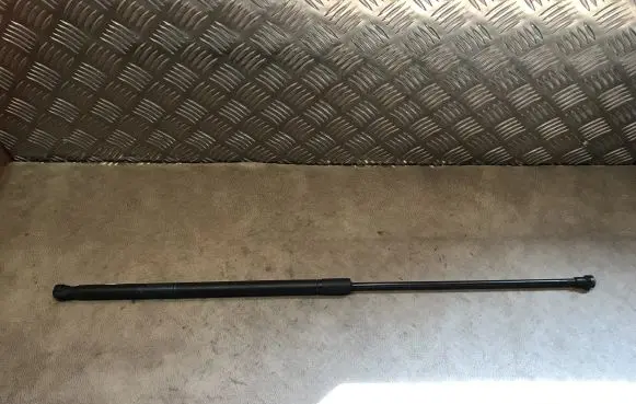 Front bonnet/hood damper/strut