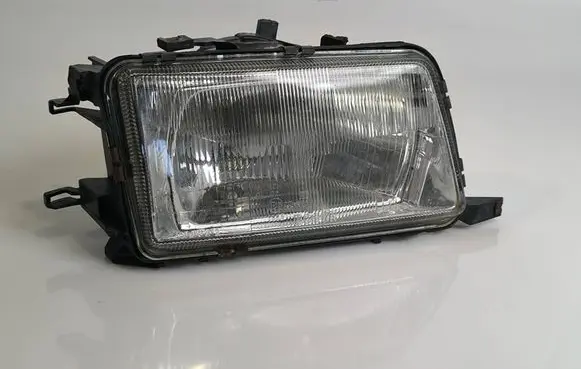 Audi 80 90 B3 Headlight/headlamp 205477B 1305621465