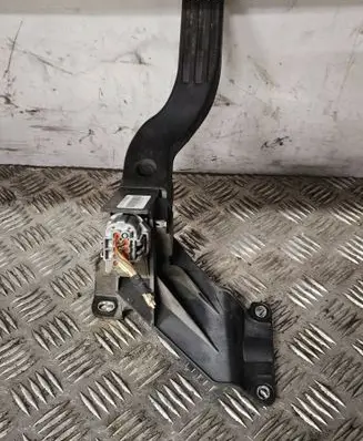 Jaguar X-Type Accelerator throttle pedal 2S719F836DA 333800000351
