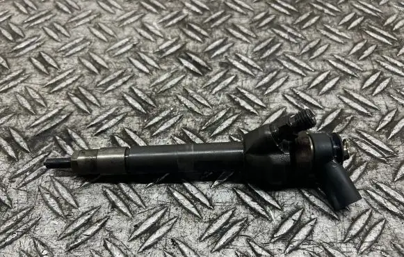 BMW X1 E84 Fuel injector