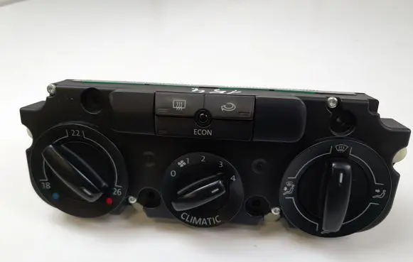 Volkswagen PASSAT B6 Climate control unit 1K0820047DP