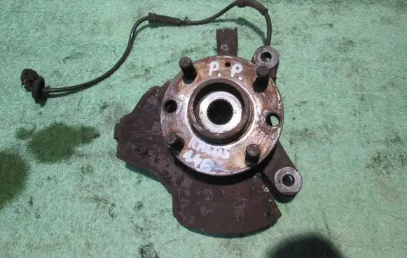 Chevrolet Kalos Front wheel hub spindle knuckle