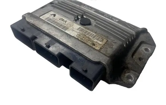 Renault Megane II Engine control unit/module 237100131R 237100132R V29004369A