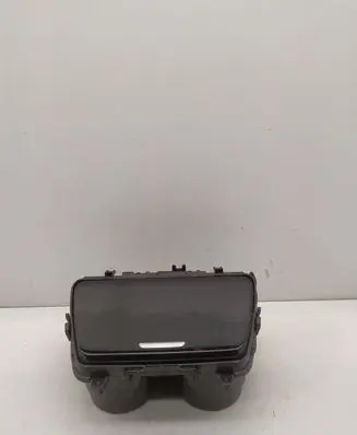 Cup holder front