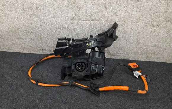 Mercedes-Benz GLC X253 C253 Electric car charge socket A2535409330 A2538850621 A2428170720