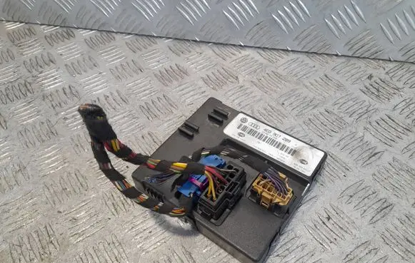 Audi A8 S8 D3 4E Comfort/convenience module 4E0907289 5DK00843207