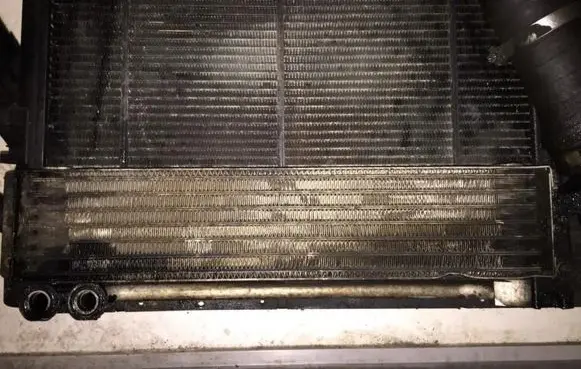 Renault Laguna I Engine oil radiator 
