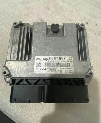 Volkswagen T-Roc Engine control unit/module 05E907309H 0261S21433