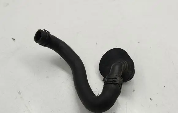 Mercedes-Benz CLK A209 C209 Engine coolant pipe/hose 2038302598