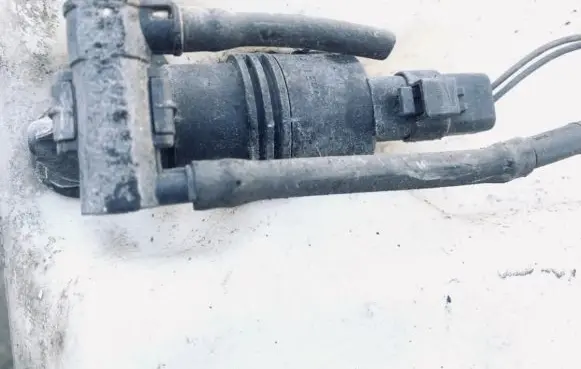 Renault Laguna II Windscreen/windshield washer pump