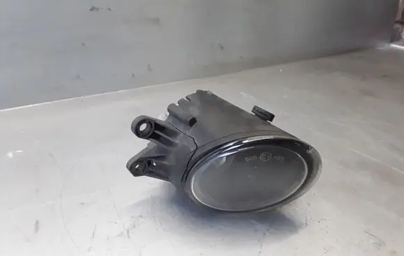 Volvo C30 Front fog light 31213176