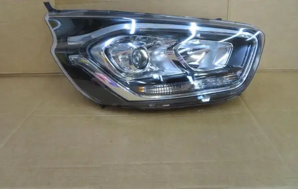 Ford Transit Custom Headlight/headlamp 01061299900010