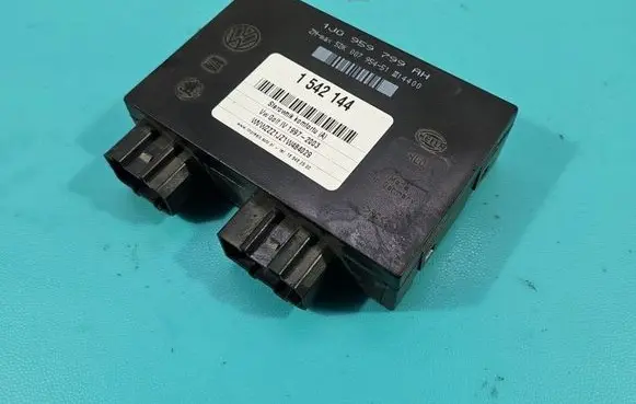 Volkswagen Golf IV Central body control module 1J0959799AH IMPRK1542144
