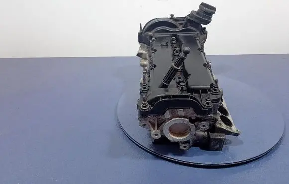 Jeep Grand Cherokee Engine head 90352085F