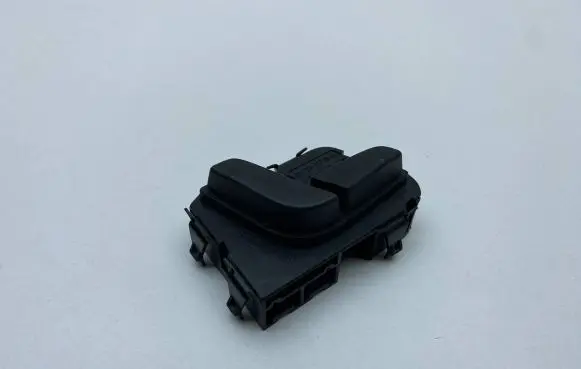Mercedes-Benz C W204 Seat control switch A2048708910 03463870