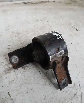 Dodge Caliber Engine mount bracket
