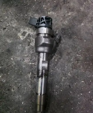 BMW 3 F30 F35 F31 Fuel injector 8514146