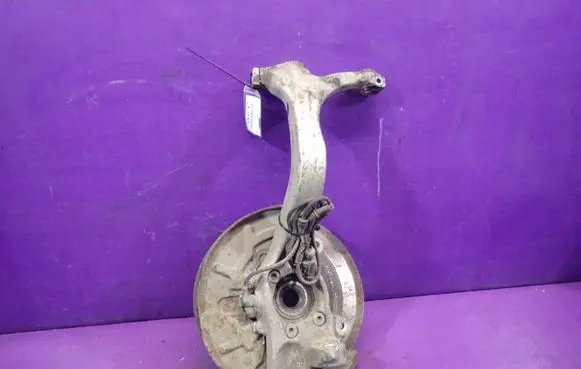 Audi A4 S4 B6 8E 8H Front wheel hub spindle knuckle 8e0407242