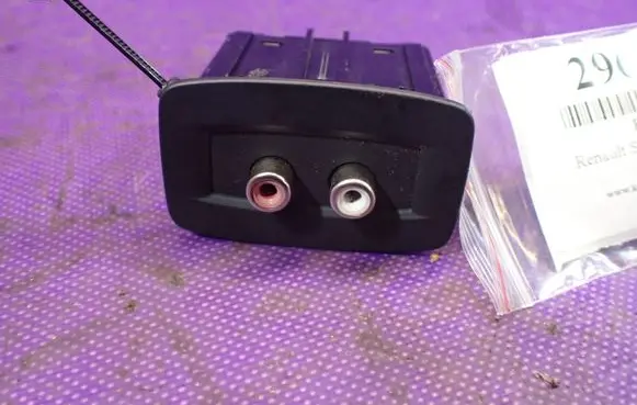 Renault Scenic III - Grand scenic III USB socket connector 280230005R