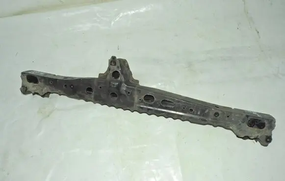 Toyota Verso Front axle beam 