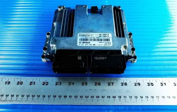 Ford Fiesta Engine control unit/module ECU 0281034902 HA6A12A650VB NCT1