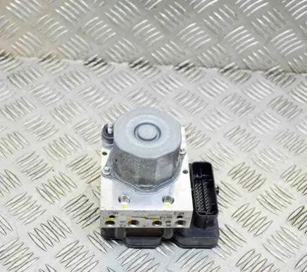Maserati Quattroporte ABS Pump 0265956101 670008166