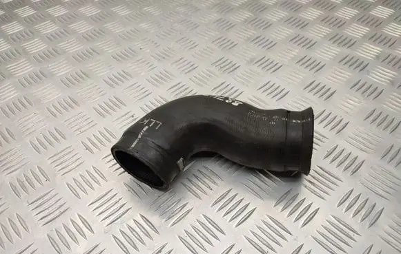 Audi A4 S4 B7 8E 8H Intercooler hose/pipe 8E0145837G