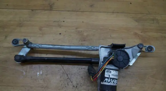 Maserati Ghibli Front wiper linkage and motor