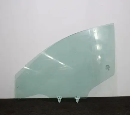 Nissan Qashqai Front door window glass four-door 43R001582